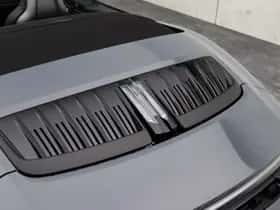 Porsche 911 (2025) thumbnail 21