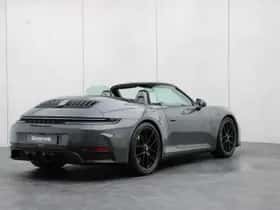 Porsche 911 (2025) thumbnail 4