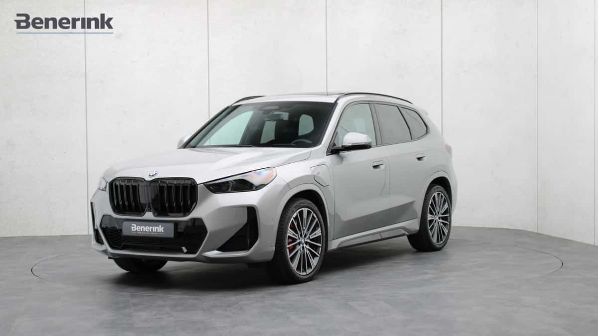 BMW X1 (2025) — foto 1