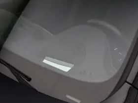 BMW M4 (2019) thumbnail 11