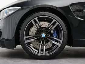 BMW M4 (2019) thumbnail 6