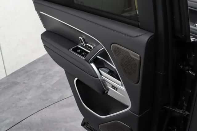 Land Rover Range Rover (2025) thumbnail 29