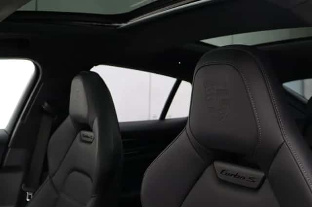 Porsche Panamera (2025) thumbnail 18