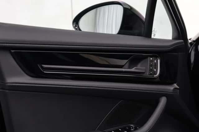 Porsche Panamera (2025) thumbnail 31
