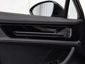 Porsche Panamera (2025) thumbnail 31