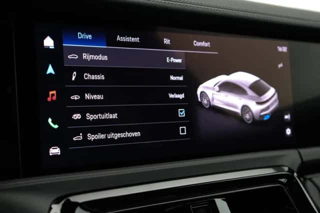 Porsche Panamera (2025) thumbnail 37