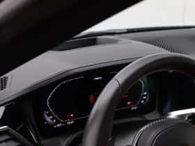 BMW M4 (2022) thumbnail 11