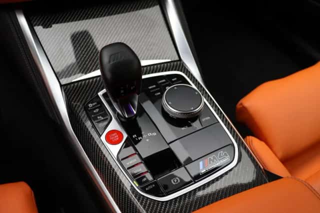 BMW M4 (2022) thumbnail 15