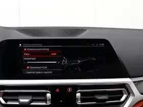 BMW M4 (2022) thumbnail 23