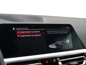 BMW M4 (2022) thumbnail 25