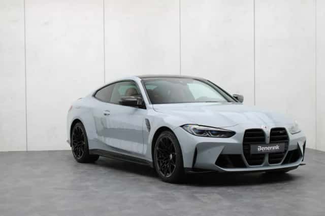 BMW M4 (2022) thumbnail 5