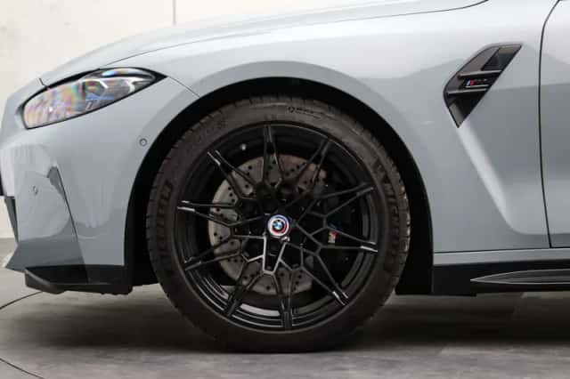 BMW M4 (2022) thumbnail 6