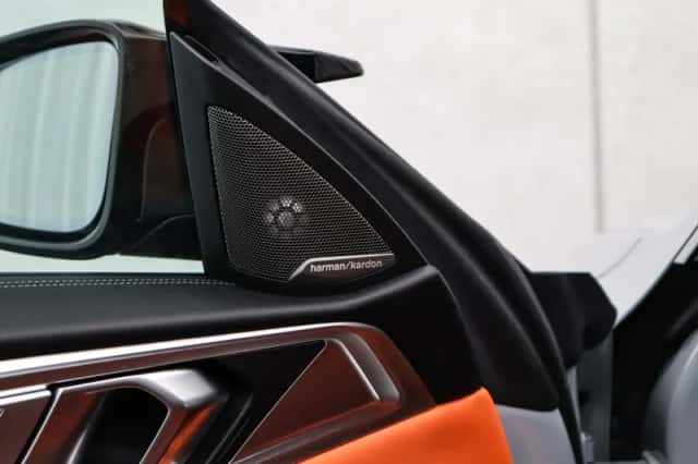 BMW M4 (2022) thumbnail 9