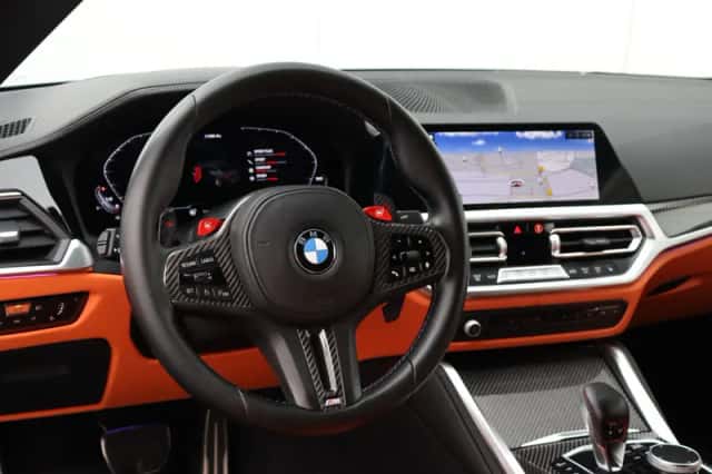 BMW M4 (2022) thumbnail 10
