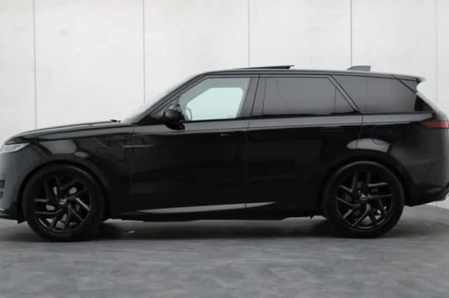 Land Rover Range Rover Sport (2026) thumbnail 2