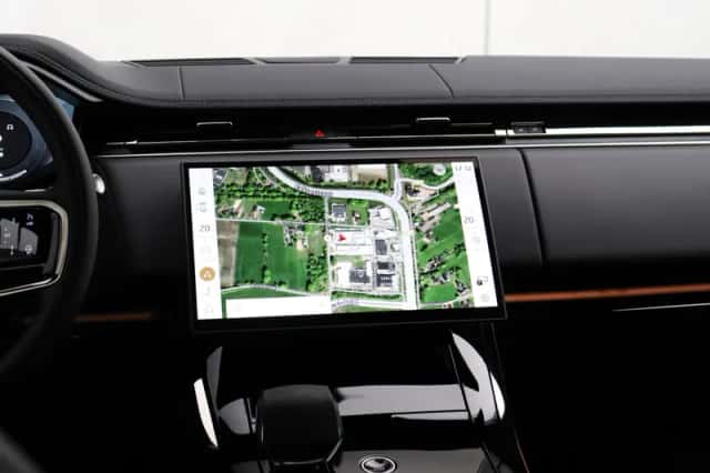 Land Rover Range Rover Sport (2026) thumbnail 14