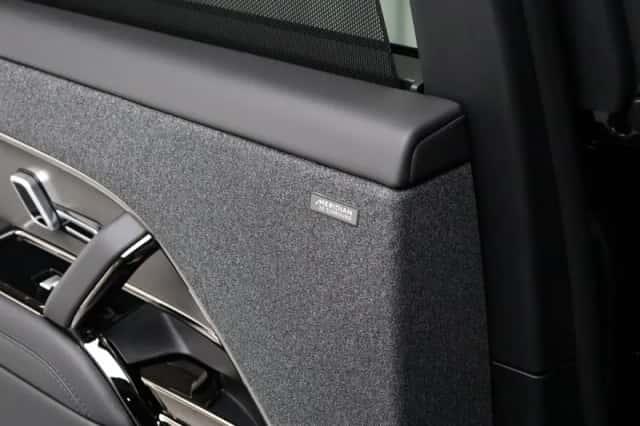 Land Rover Range Rover Sport (2026) thumbnail 10