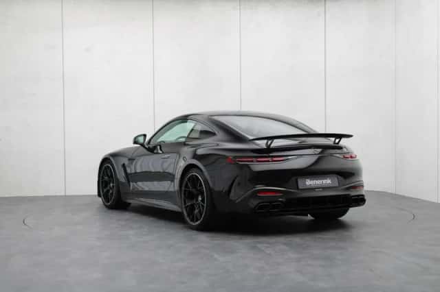Mercedes-Benz AMG GT (2025) thumbnail 3