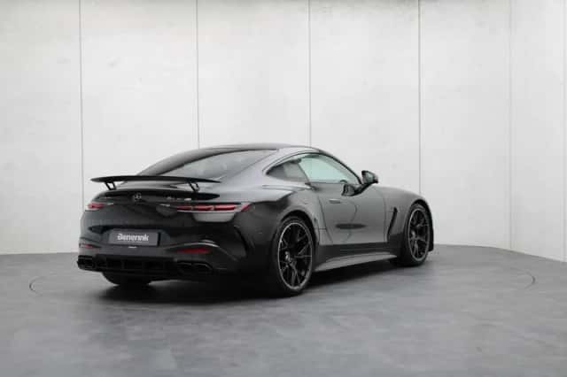 Mercedes-Benz AMG GT (2025) thumbnail 4