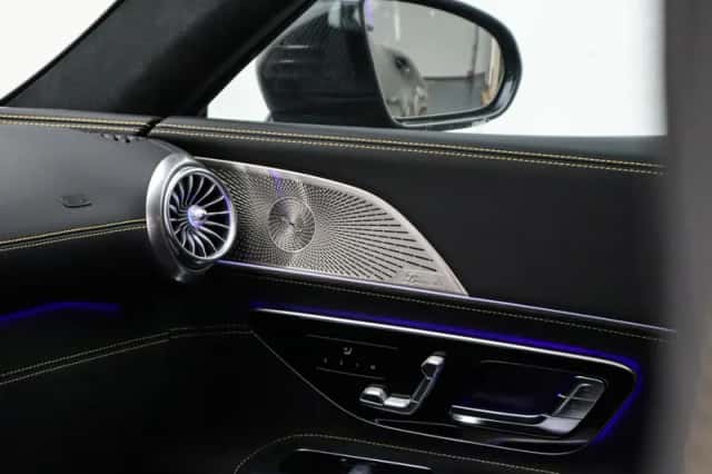Mercedes-Benz AMG GT (2025) thumbnail 10