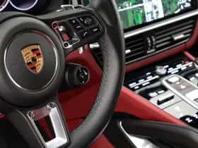 Porsche Cayenne (2018) thumbnail 11