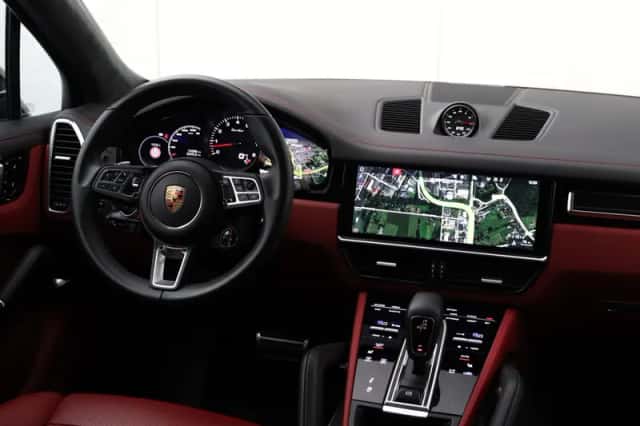 Porsche Cayenne (2018) thumbnail 13