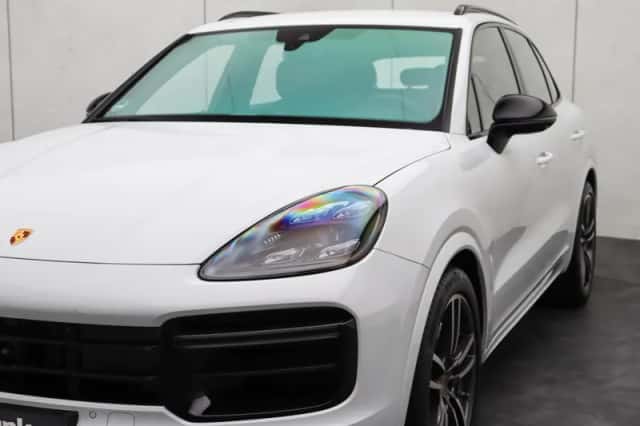 Porsche Cayenne (2018) thumbnail 20