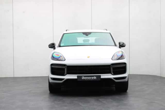 Porsche Cayenne (2018) thumbnail 28