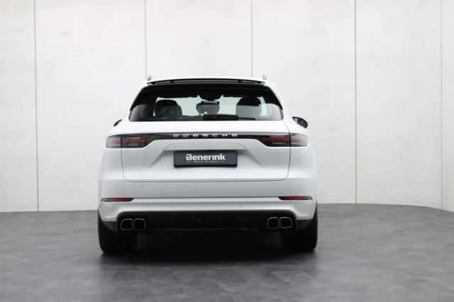Porsche Cayenne (2018) thumbnail 31