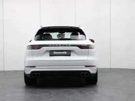 Porsche Cayenne (2018) thumbnail 31
