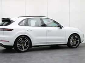 Porsche Cayenne (2018) thumbnail 32