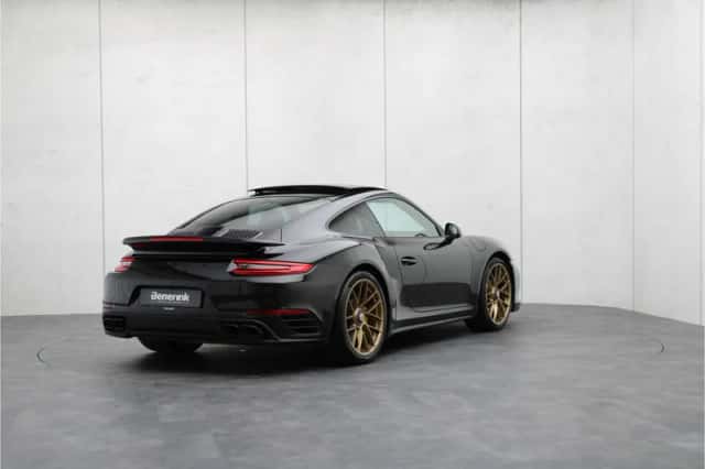 Porsche 911 (2016) thumbnail 4
