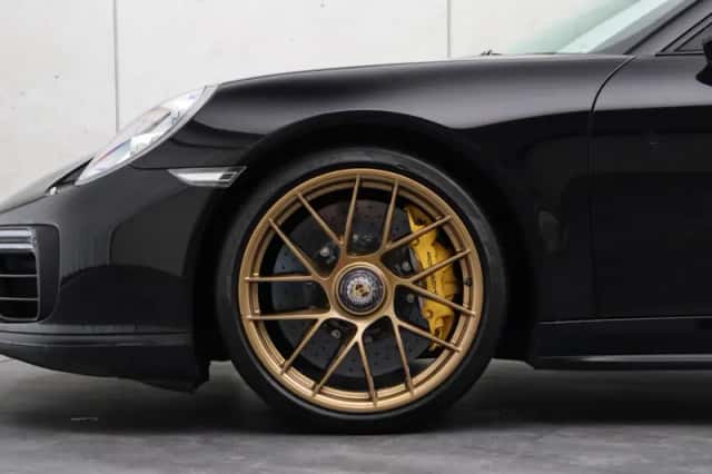 Porsche 911 (2016) thumbnail 6
