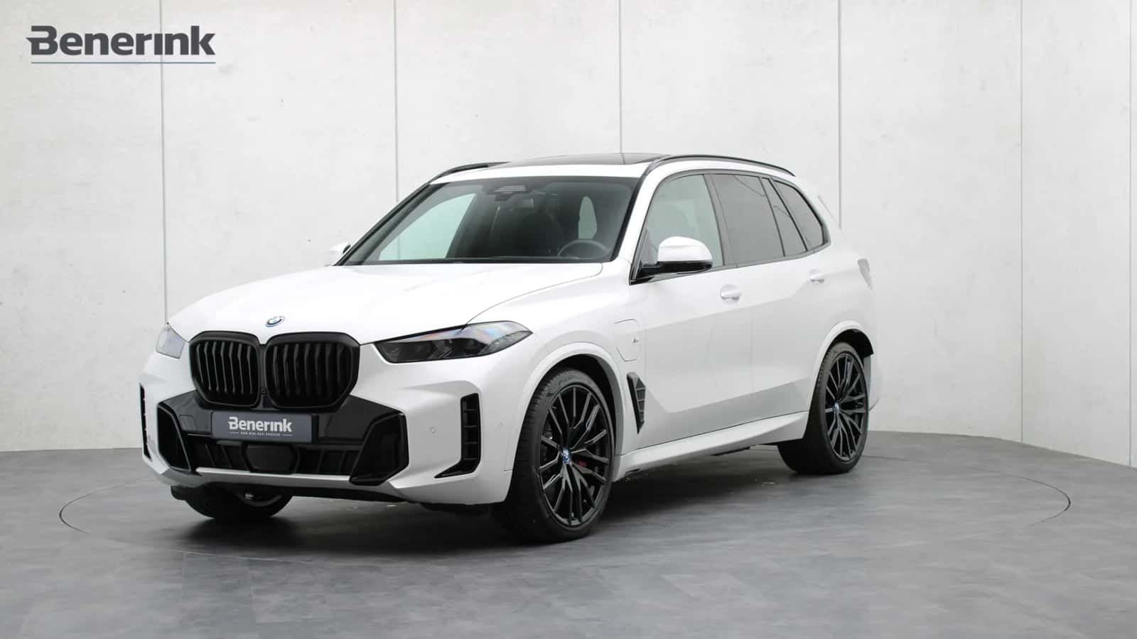 BMW X5 (2025) — foto 1