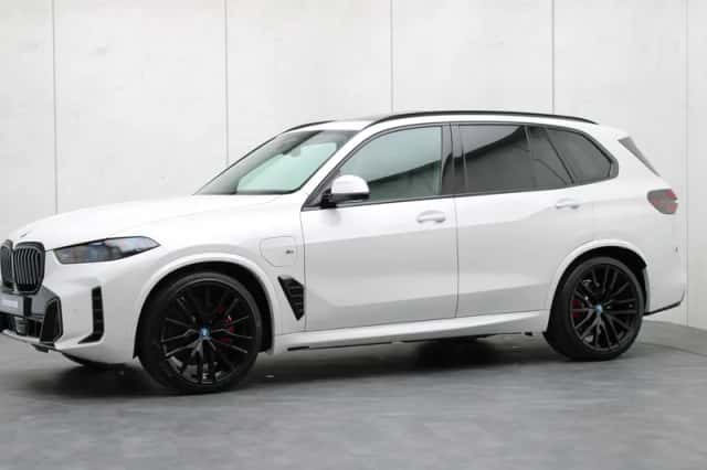 BMW X5 (2025) thumbnail 28