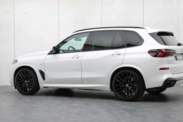 BMW X5 (2025) thumbnail 29