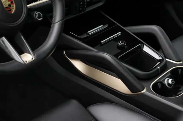 Porsche Cayenne (2024) thumbnail 13