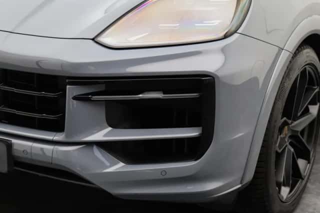 Porsche Cayenne (2024) thumbnail 25