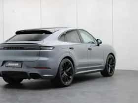 Porsche Cayenne (2024) thumbnail 4