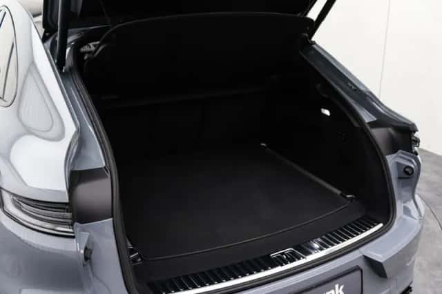 Porsche Cayenne (2024) thumbnail 31
