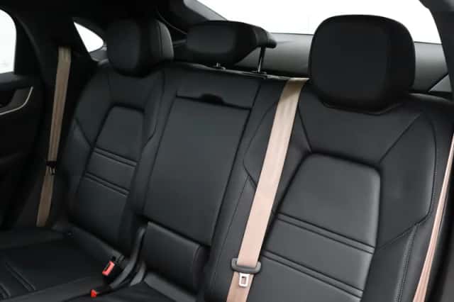 Porsche Cayenne (2024) thumbnail 38