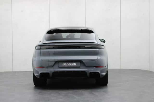 Porsche Cayenne (2024) thumbnail 40