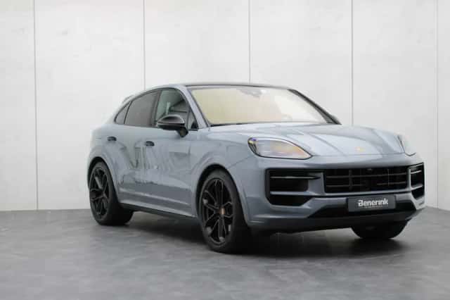 Porsche Cayenne (2024) thumbnail 5