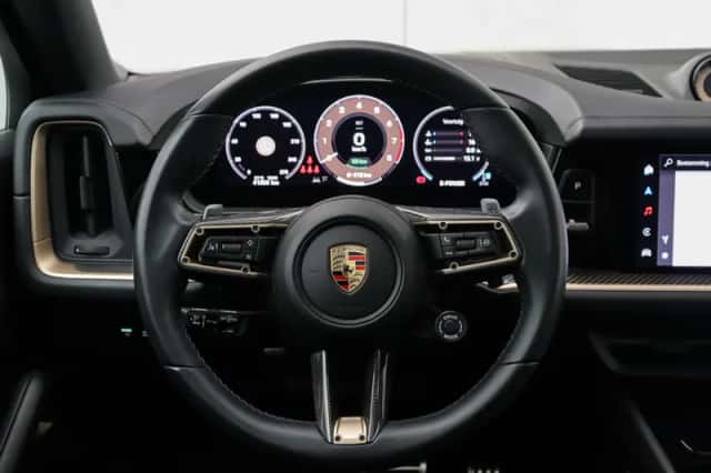 Porsche Cayenne (2024) thumbnail 7