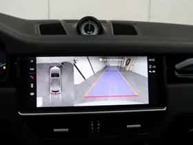 Porsche Cayenne (2023) thumbnail 13