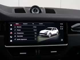 Porsche Cayenne (2023) thumbnail 14