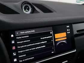 Porsche Cayenne (2023) thumbnail 16