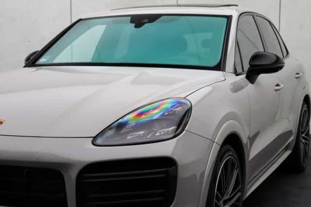 Porsche Cayenne (2023) thumbnail 19