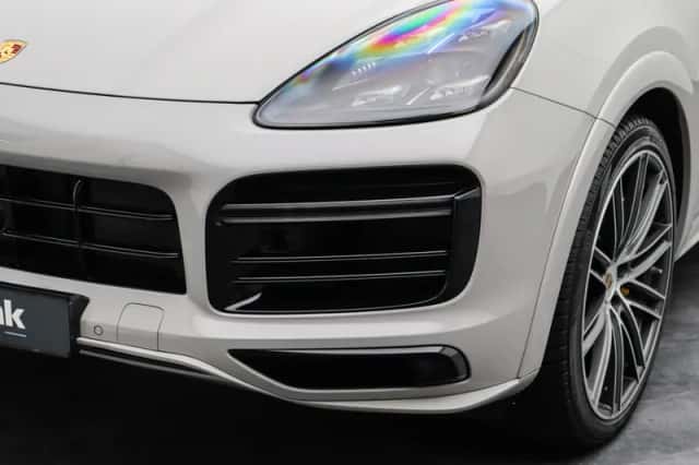 Porsche Cayenne (2023) thumbnail 20
