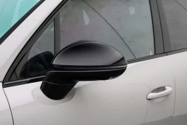Porsche Cayenne (2023) thumbnail 21